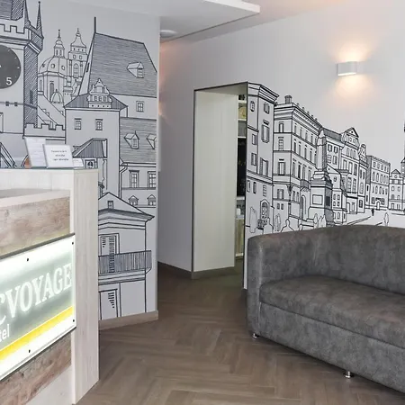 Sacvoyage מלון 2*